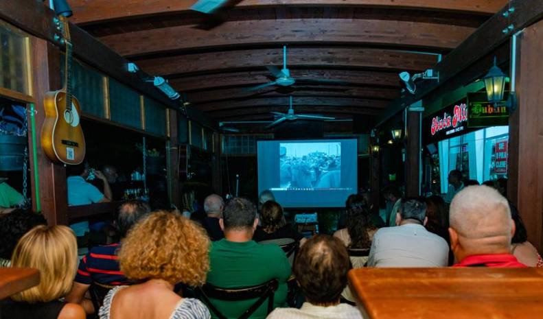 U znaku crno-bijelih kino filmova 